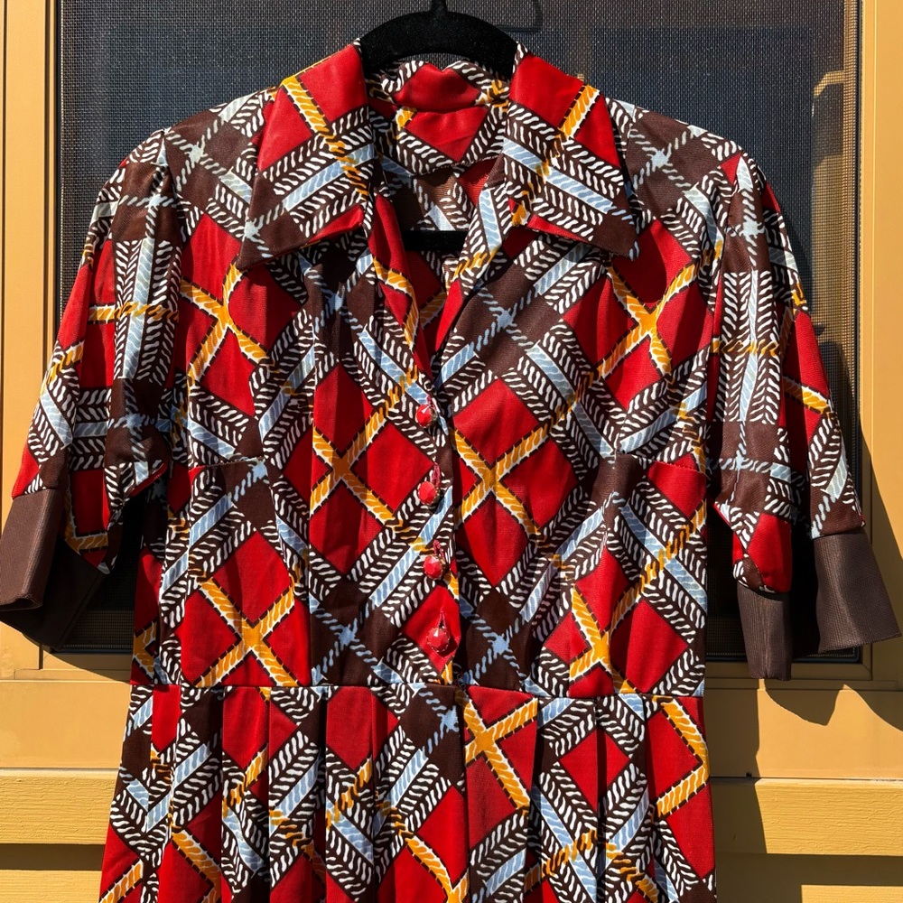 Retro Geometric Shirt Dress Handmade Red Gold Buttons Trellis Holiday Party Chic - Picture 3 of 12
